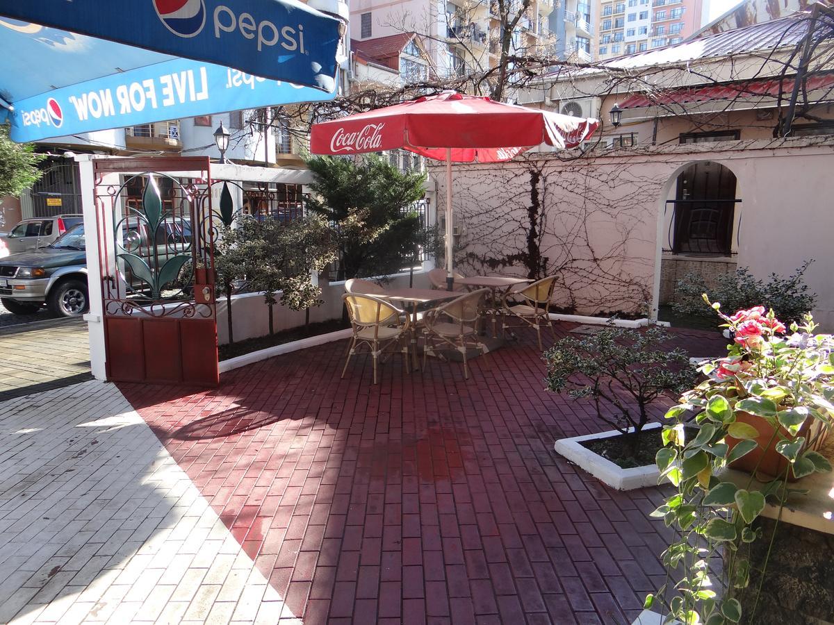 Light House Hotel Batumi Luaran gambar