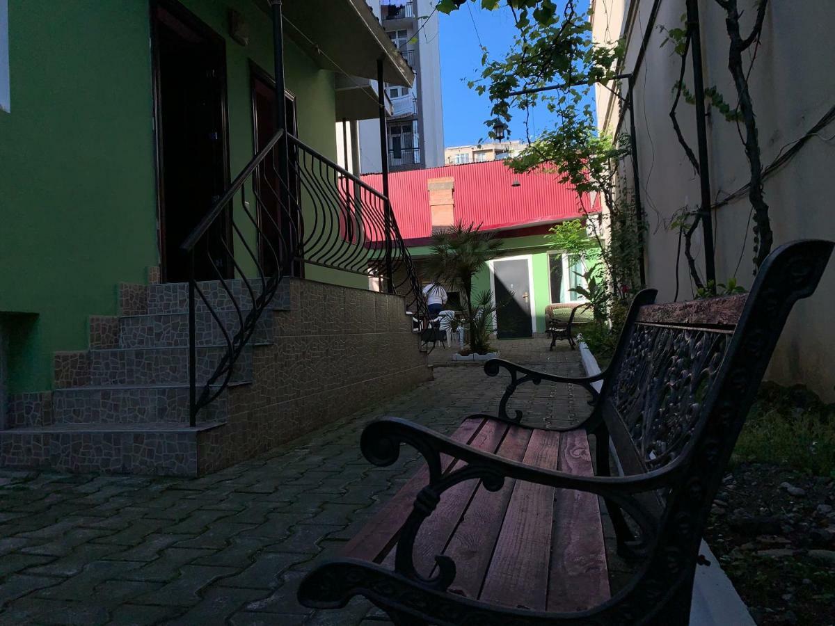 Light House Hotel Batumi Luaran gambar
